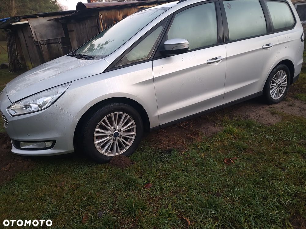 Ford Galaxy - 10