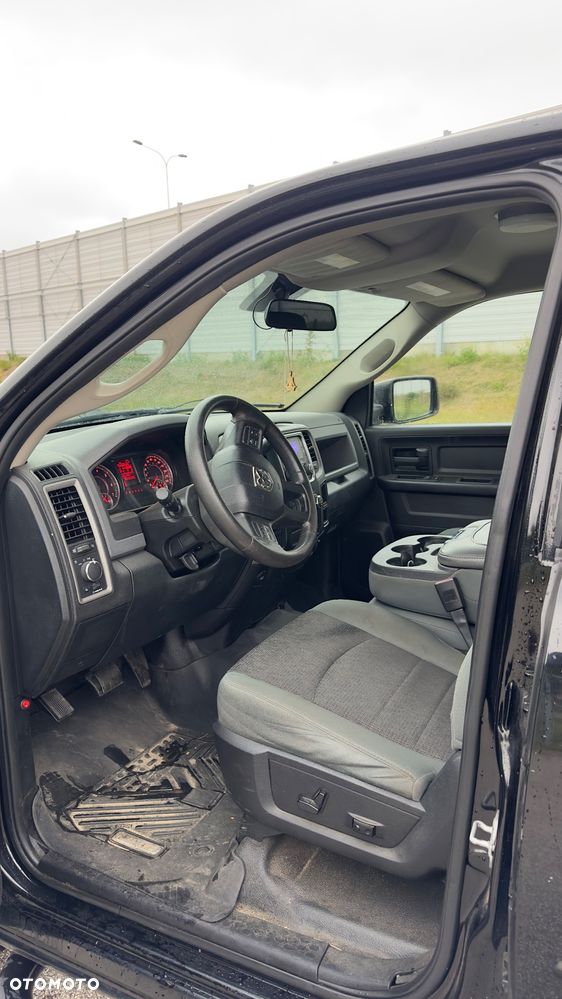 Dodge RAM 1500 5.7 4x4 - 8