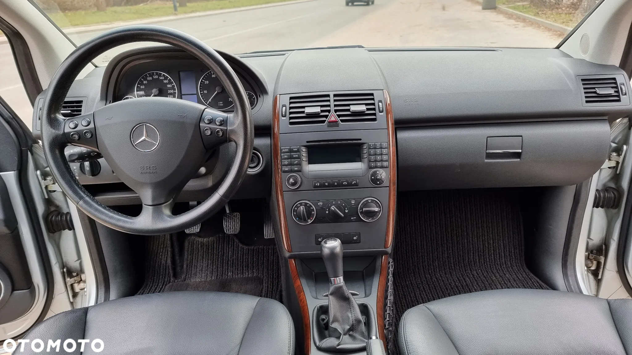 Mercedes-Benz Klasa A 200 Elegance Special Edition - 18