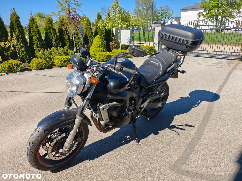 Yamaha FZ6 - 1