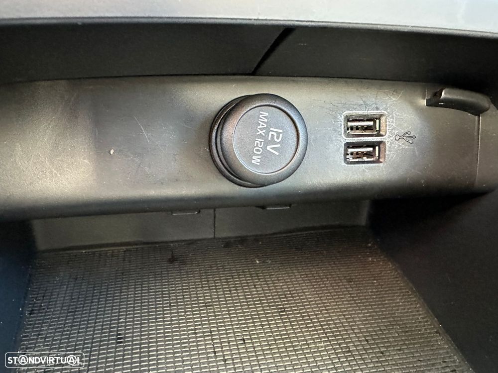 Volvo XC 40 1.5 T5 PHEV Momentum - 20