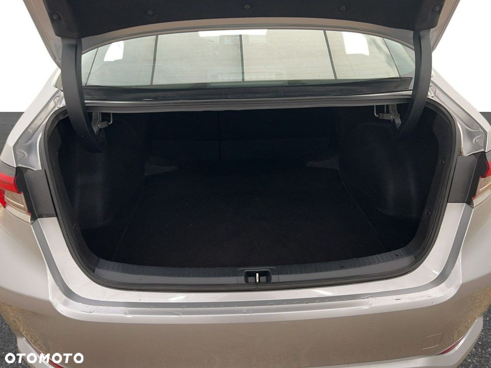 Toyota Corolla 1.5 Comfort - 15