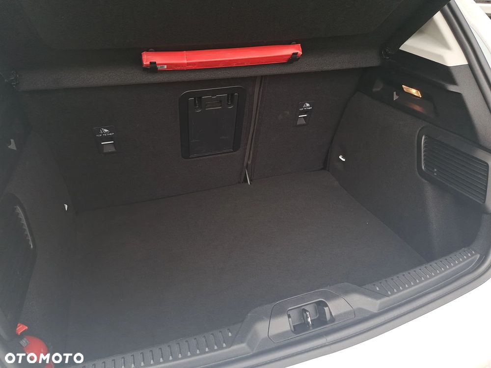 Ford Focus 1.0 EcoBoost Titanium X - 14