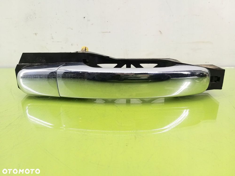 Klamka zewnętrzna przód prawa Chevrolet HHR 2005-2011 - 1