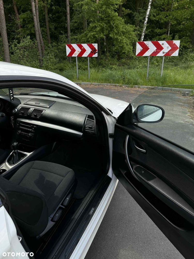 BMW Seria 1 116i - 10