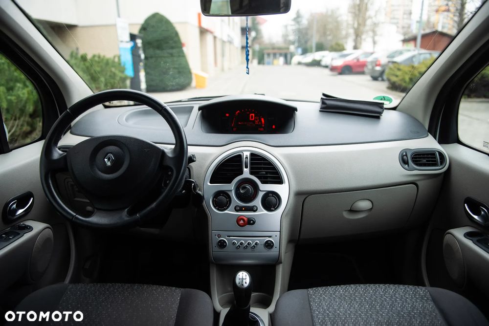 Renault Modus 1.2 16V Dynamique - 28