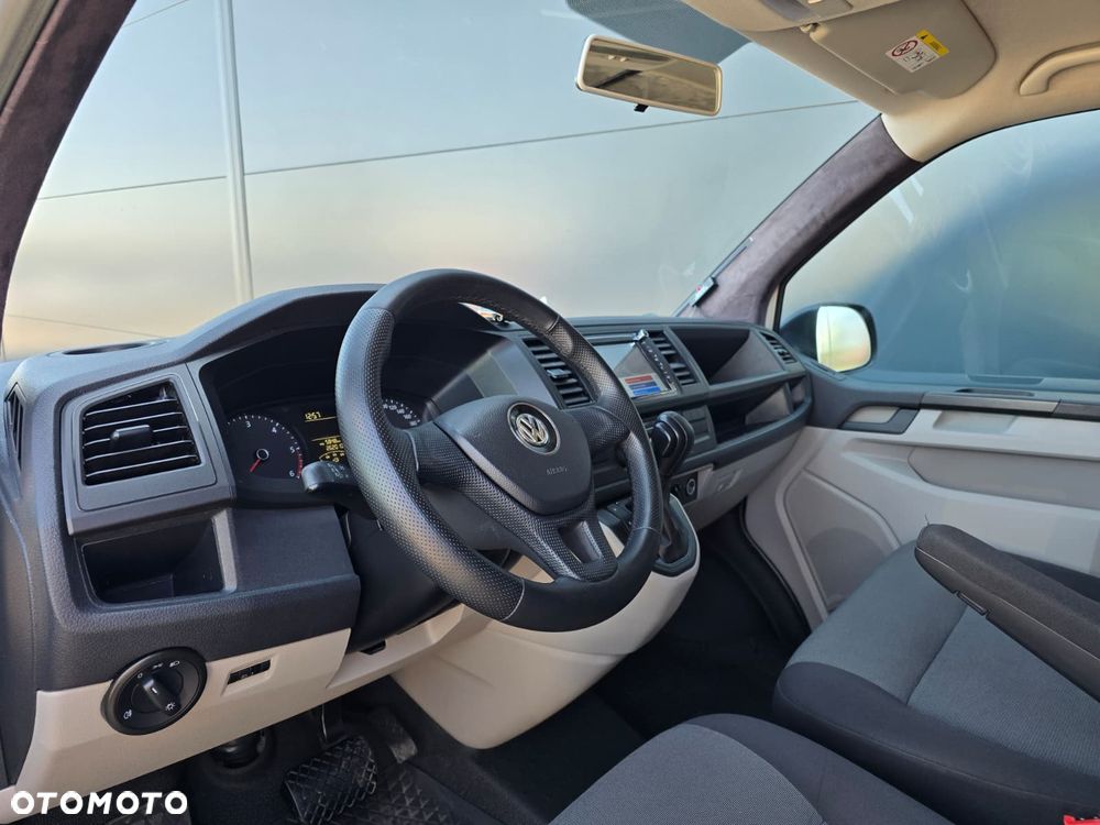 Volkswagen Transporter L1H1 DSG - 8
