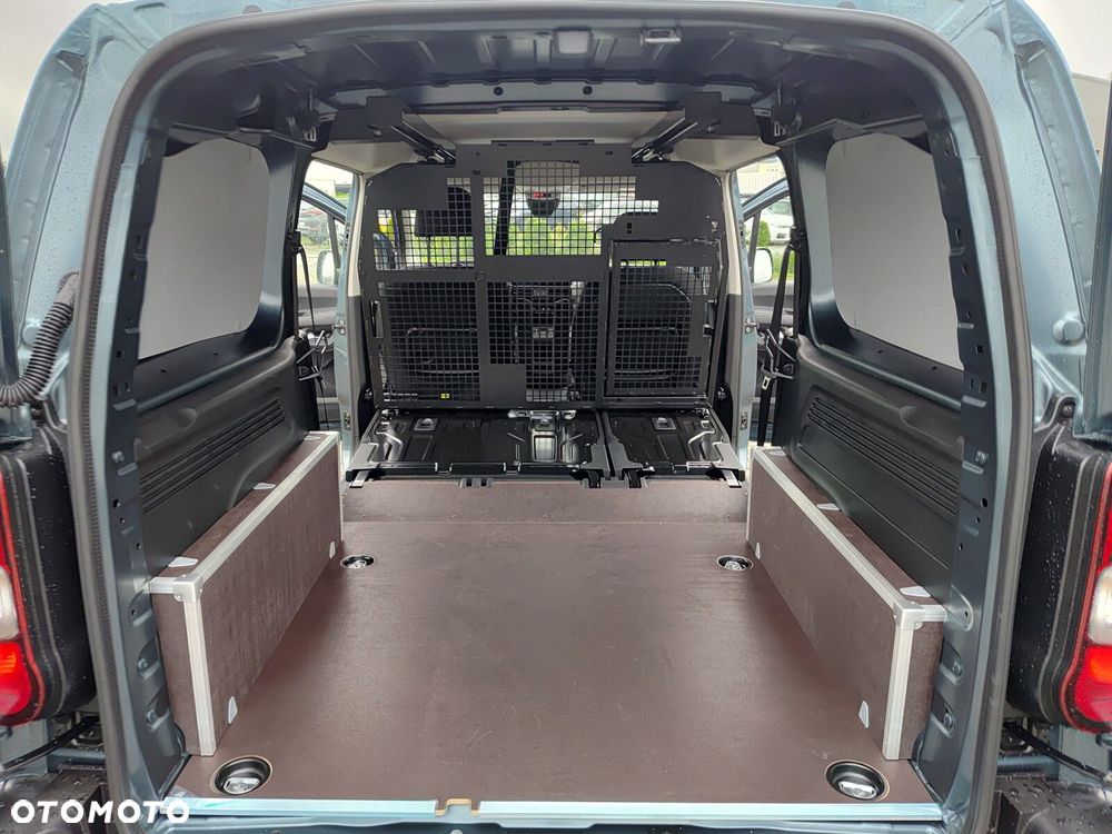 Opel Combo Cargo Combo Cargo L2 Załogowy 1.5 Diesel 131 KM AT8 - 31