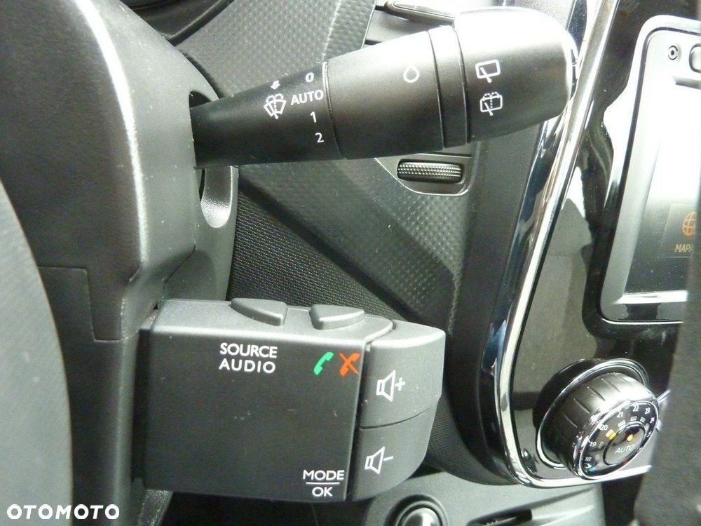 Renault Captur - 32
