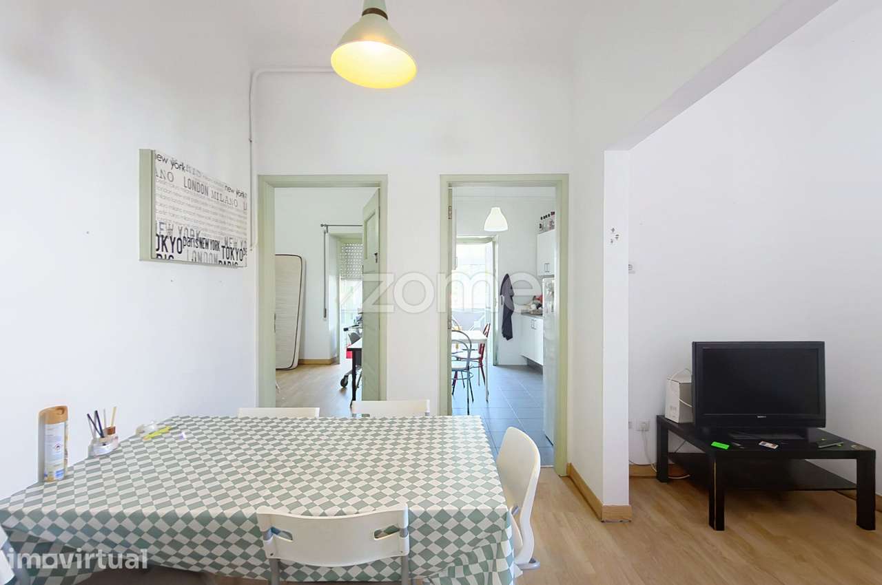 Apartamento T3 na Rua António de Vasconcelos, em Coimbra - Grande imagem: 5/22