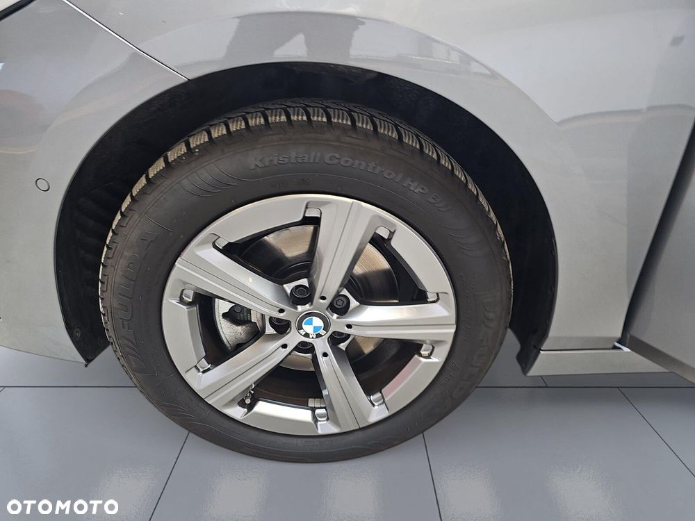 BMW Seria 2 218i - 32