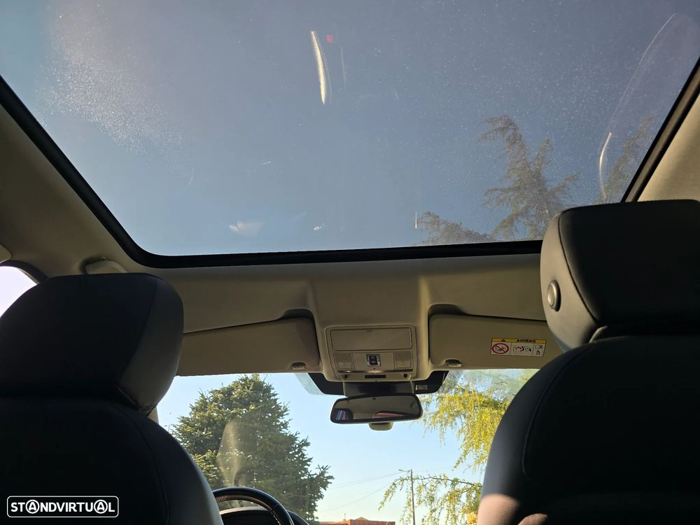 Land Rover Discovery Sport 2.0 TD4 HSE Luxury - 23