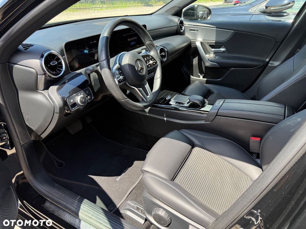 Mercedes-Benz Klasa A 200 Progressive 7G-DCT - 9