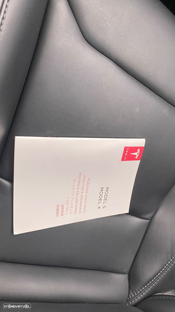 Tesla Model S 75D - 54