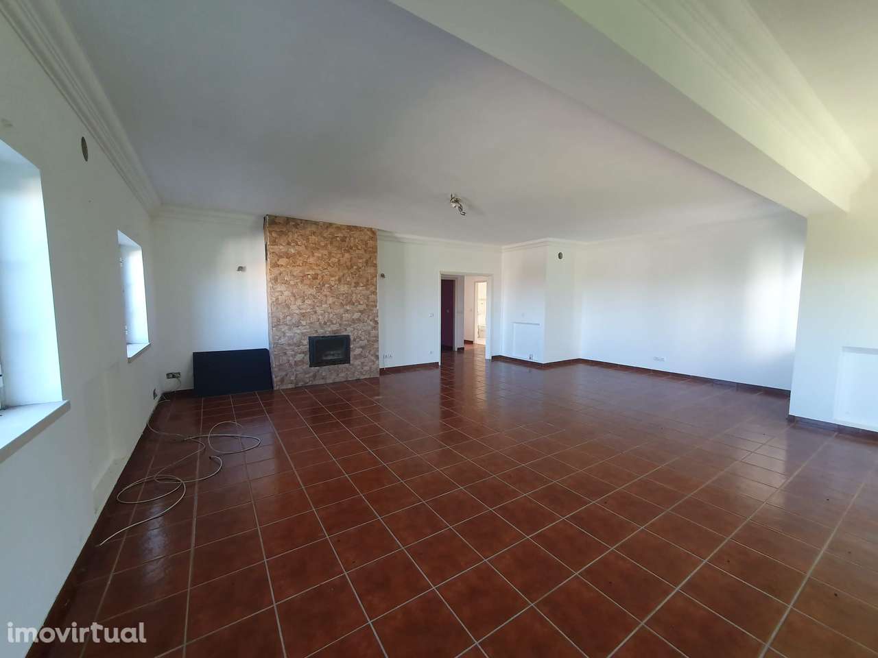 Moradia T3 + 1 | Usseira | Óbidos - Grande imagem: 3/25