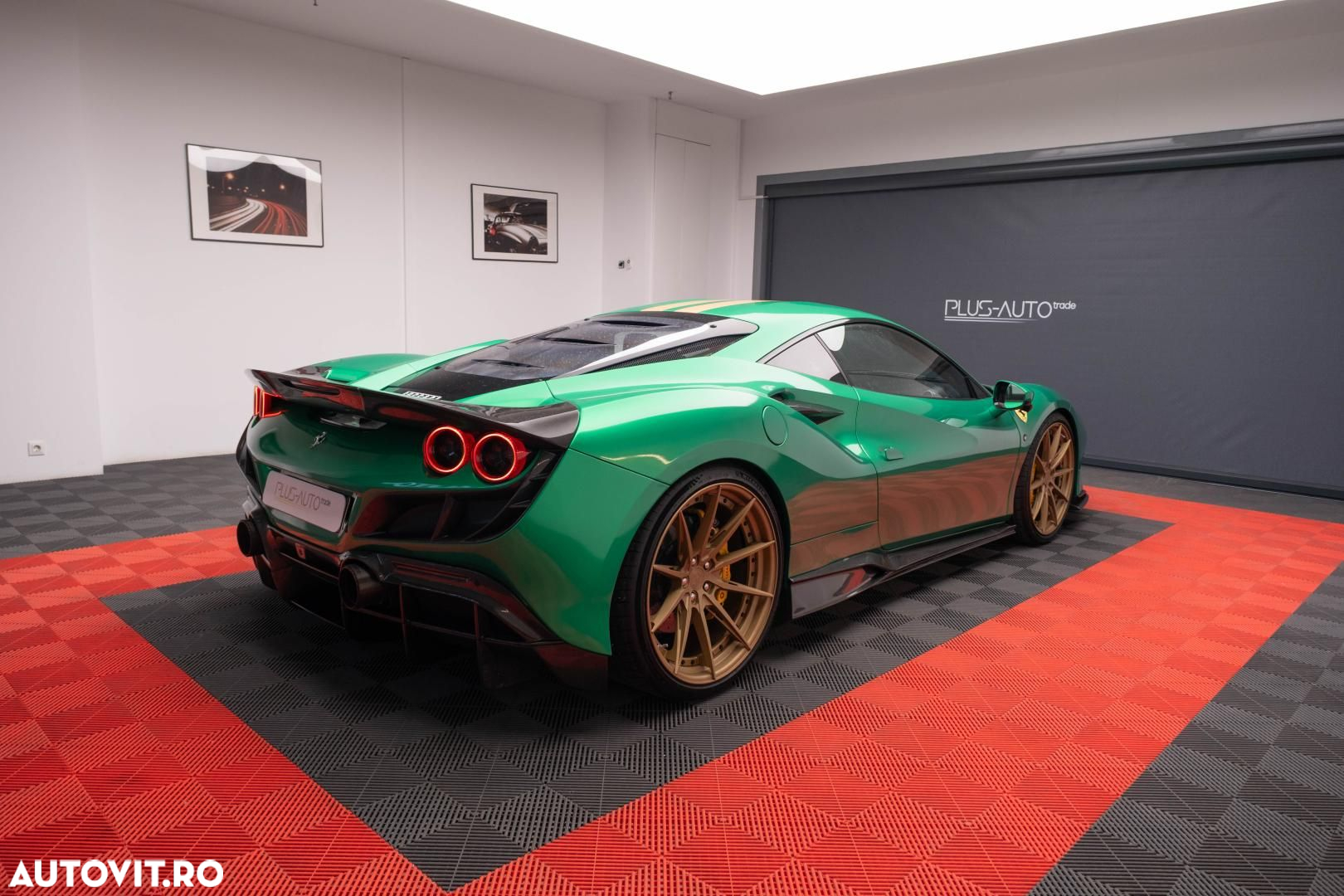 Ferrari F8 - 5