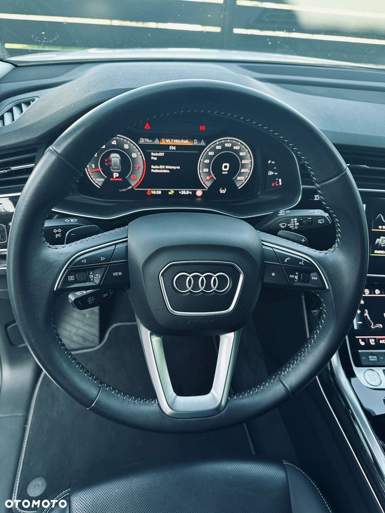Audi Q8 55 TFSI mHEV Quattro Tiptronic - 11