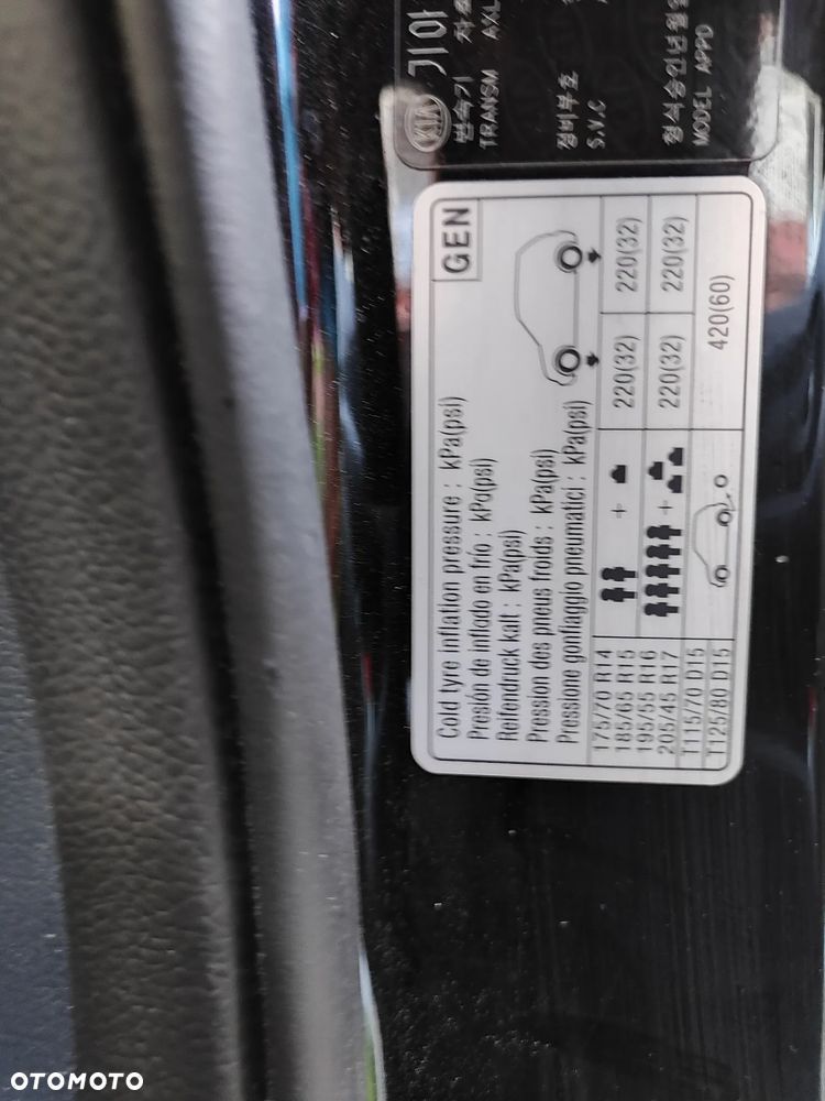 Kia Rio 1.2 L - 15