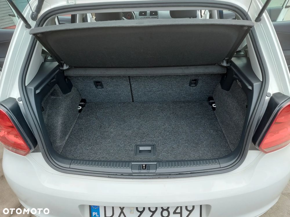 Volkswagen Polo 1.2 Style - 25