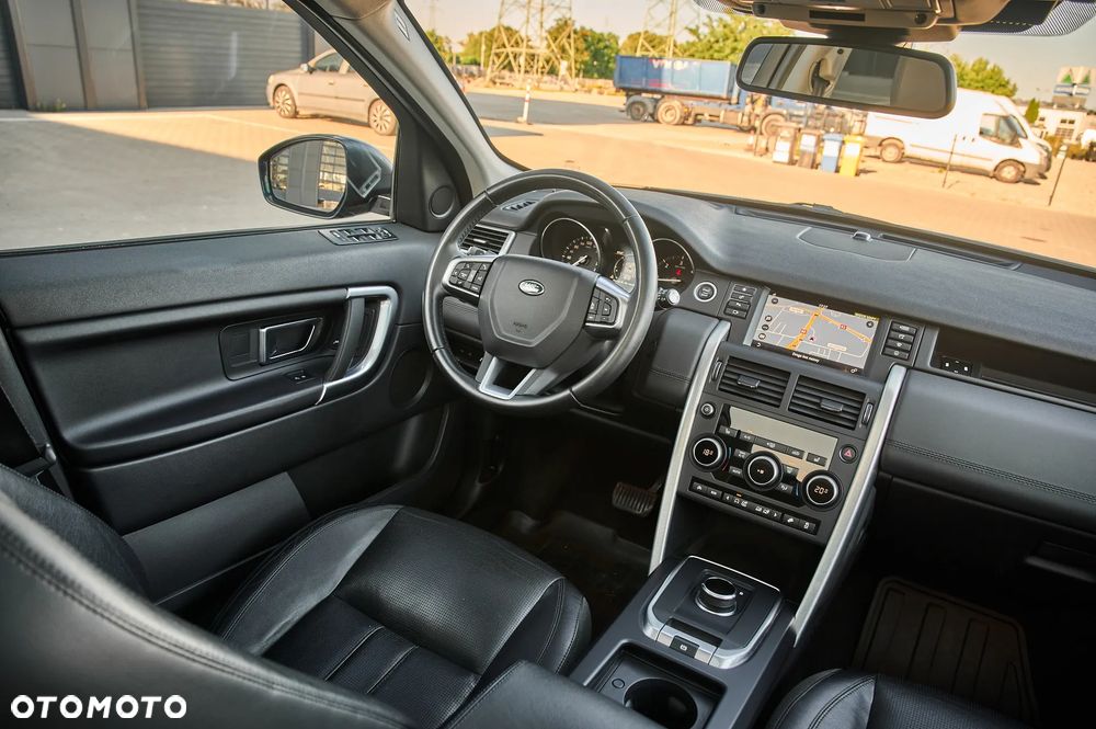 Land Rover Discovery Sport D180 HSE - 23