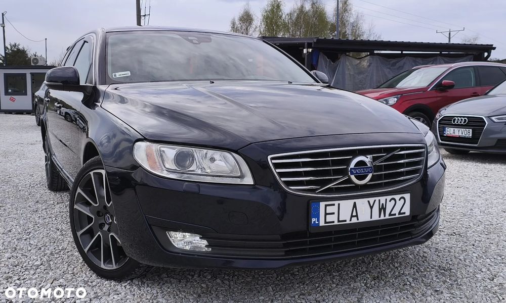 Volvo V70 D2 Momentum - 13
