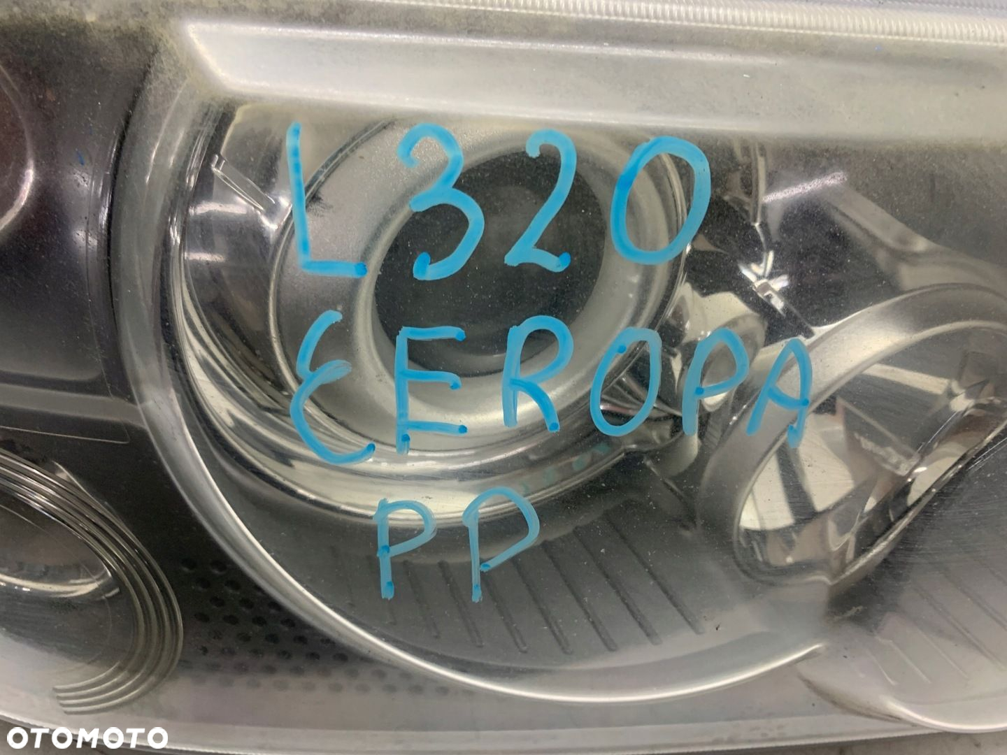 LAMPA PRAWY PRZÓD XENON XBC501782LZN RANGE ROVER SPORT I 05-13 EURO - 3