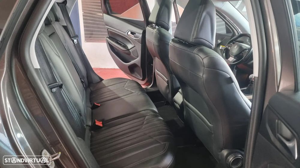 Peugeot 308 SW 1.6 BlueHDi Allure - 15