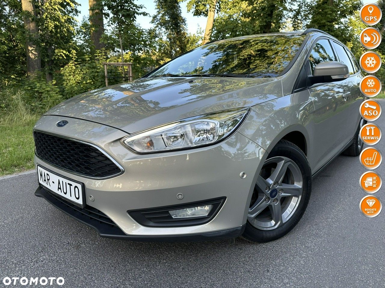 Ford Focus - 1