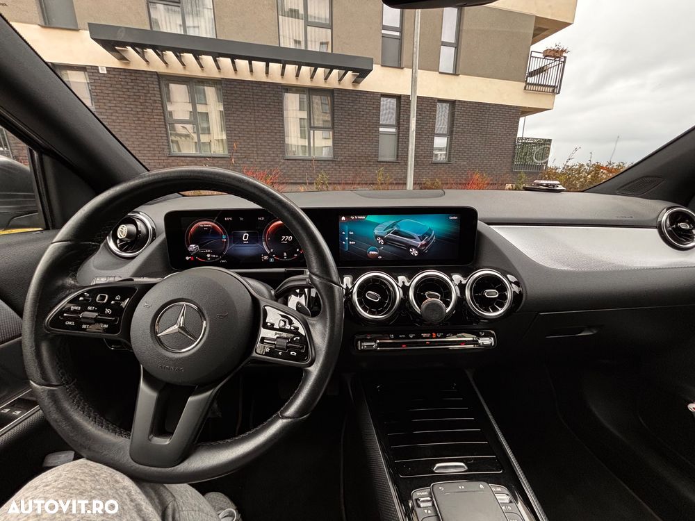 Mercedes-Benz GLA 200 d 4MATIC Aut. - 12