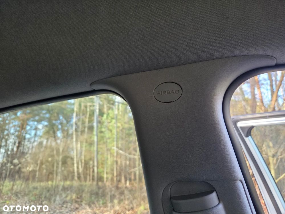 Hyundai ix20 1.4 blue Comfort - 17