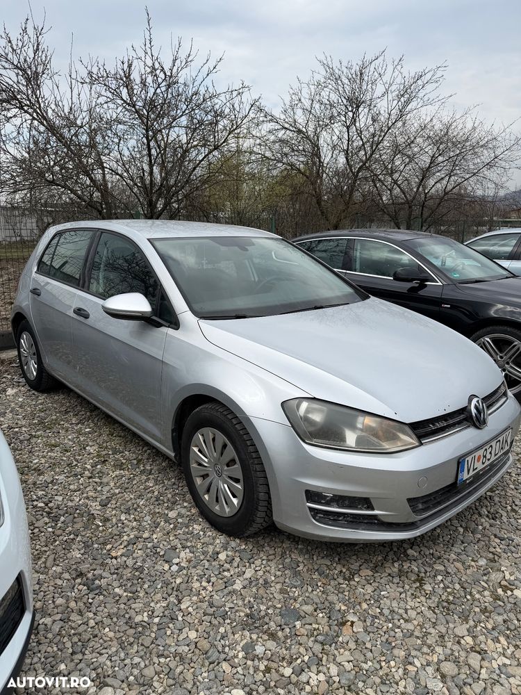 Volkswagen Golf 1.6 TDI BMT Comfortline - 1