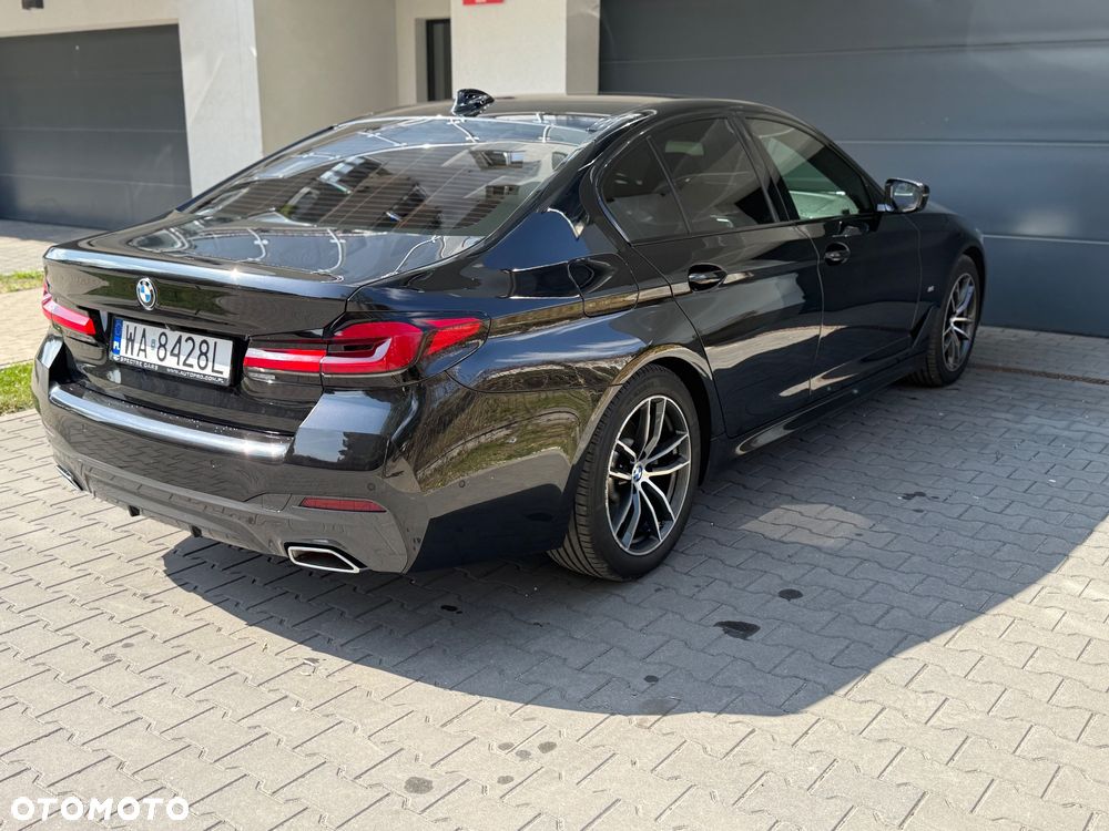 BMW Seria 5 520d xDrive M Sport sport - 4