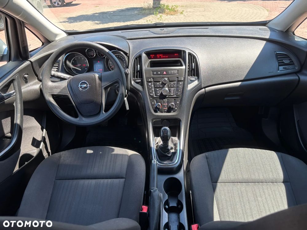Opel Astra - 2