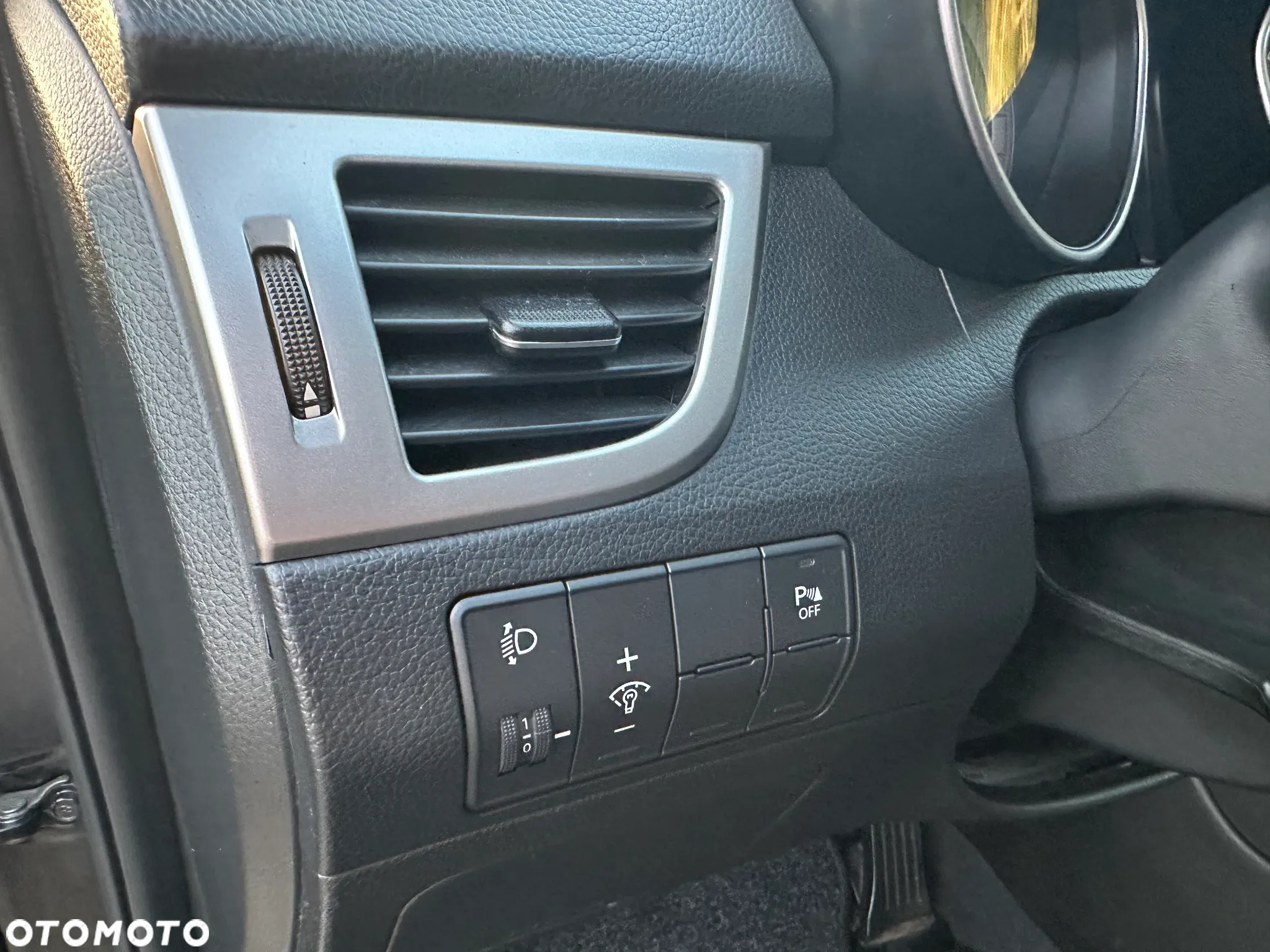 Hyundai i30 i30cw 1.6 Fifa World Cup Edition - 24