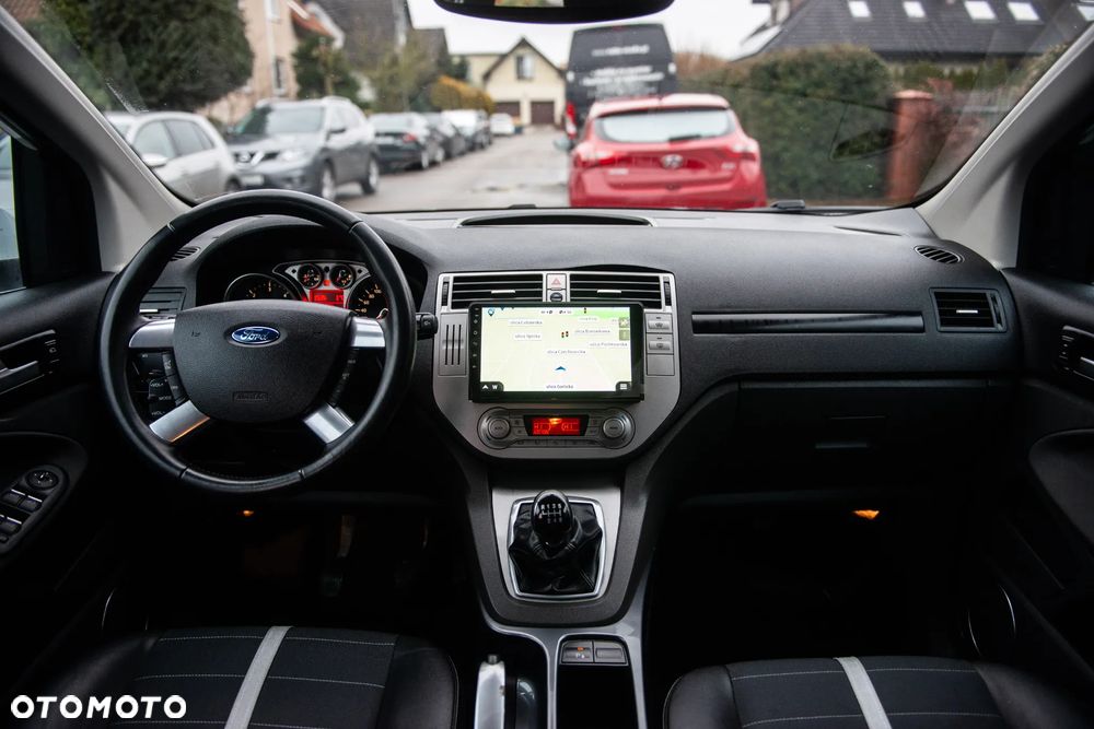 Ford Kuga 2.0 TDCi 4x4 Titanium - 30