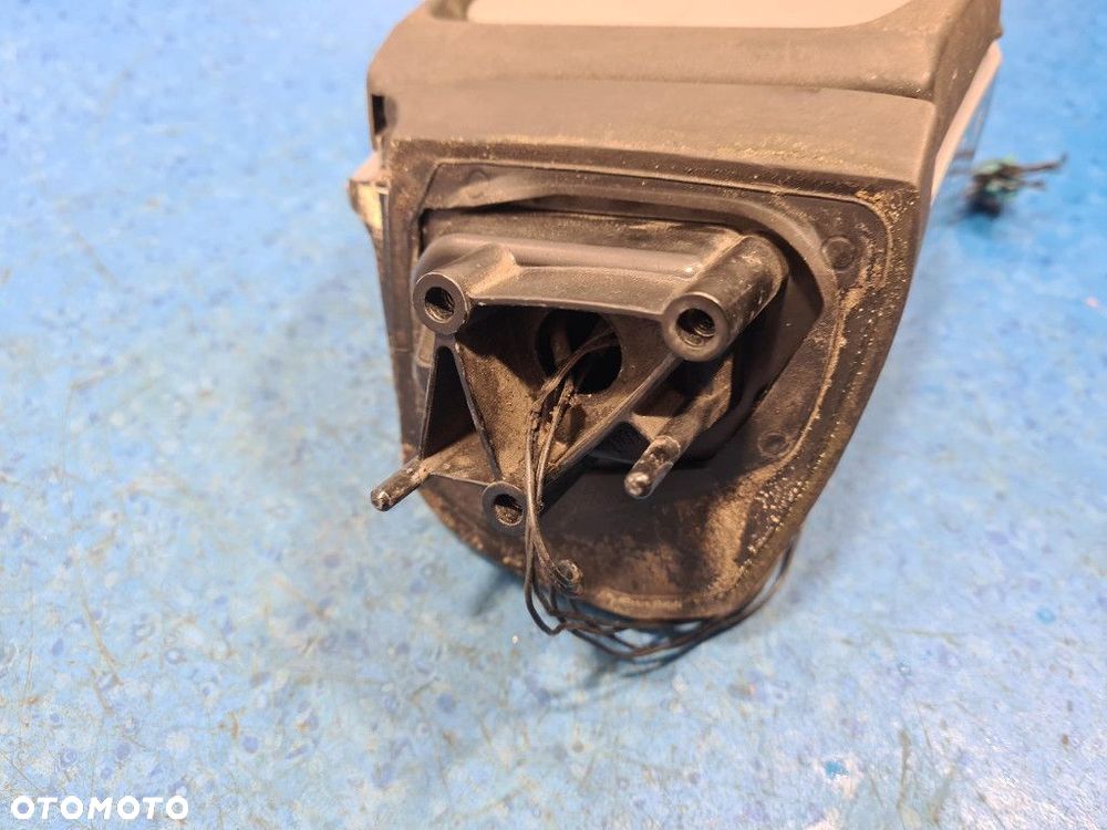 MERCEDES-BENZ B 180 CDI LUSTERKO LEWE W245 - 10