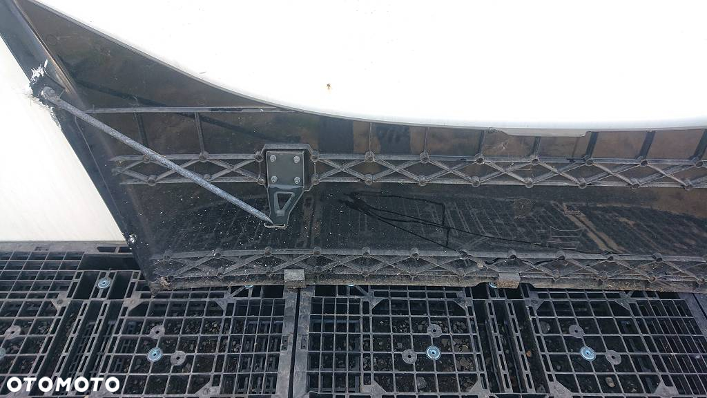 # SCANIA V8 R S XPI DC16 2015r SPOILER KABINY DACHOWY OWIEWKA DACHOWA 1731082 1731083 - 12