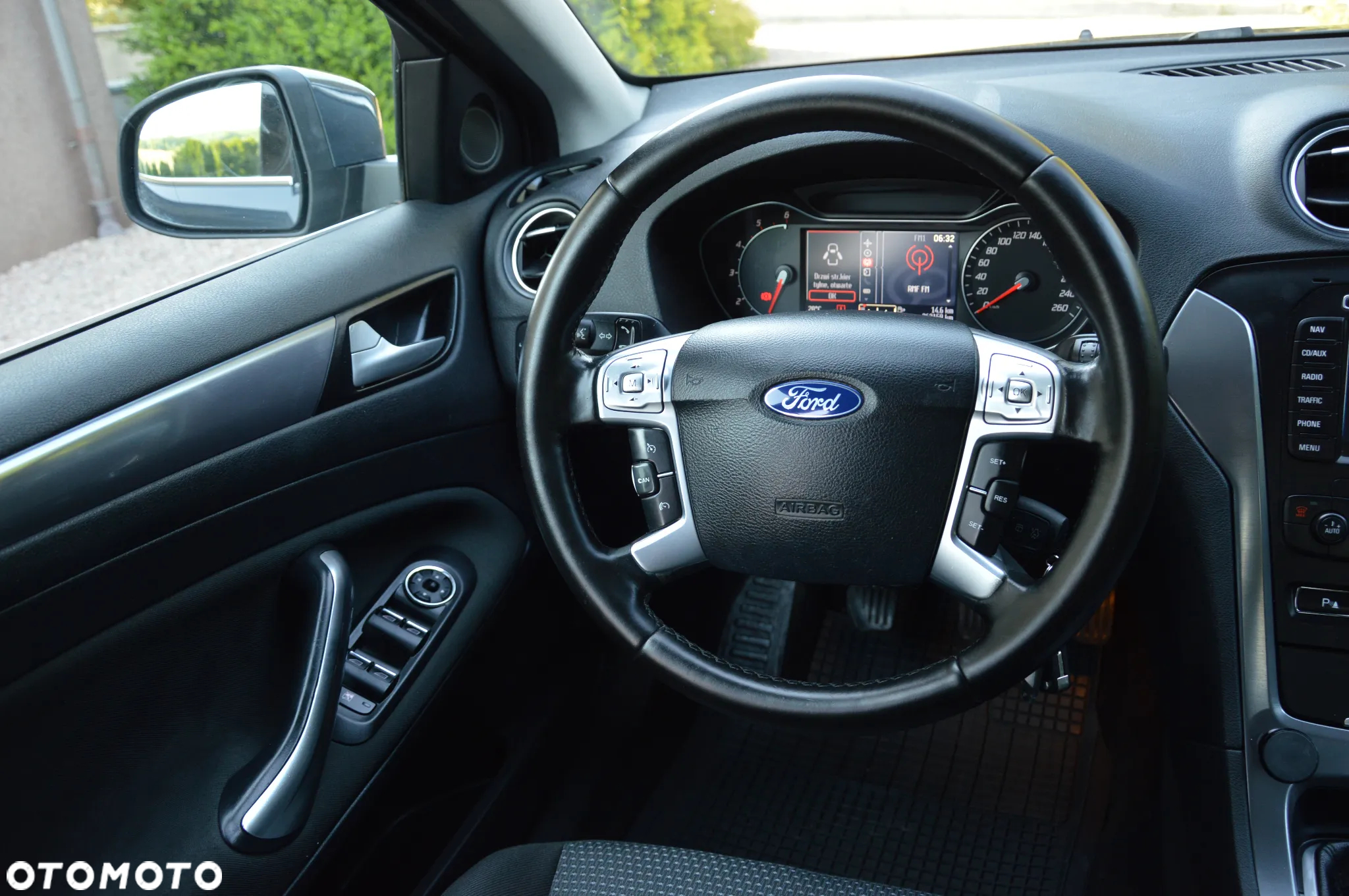 Ford Mondeo - 21