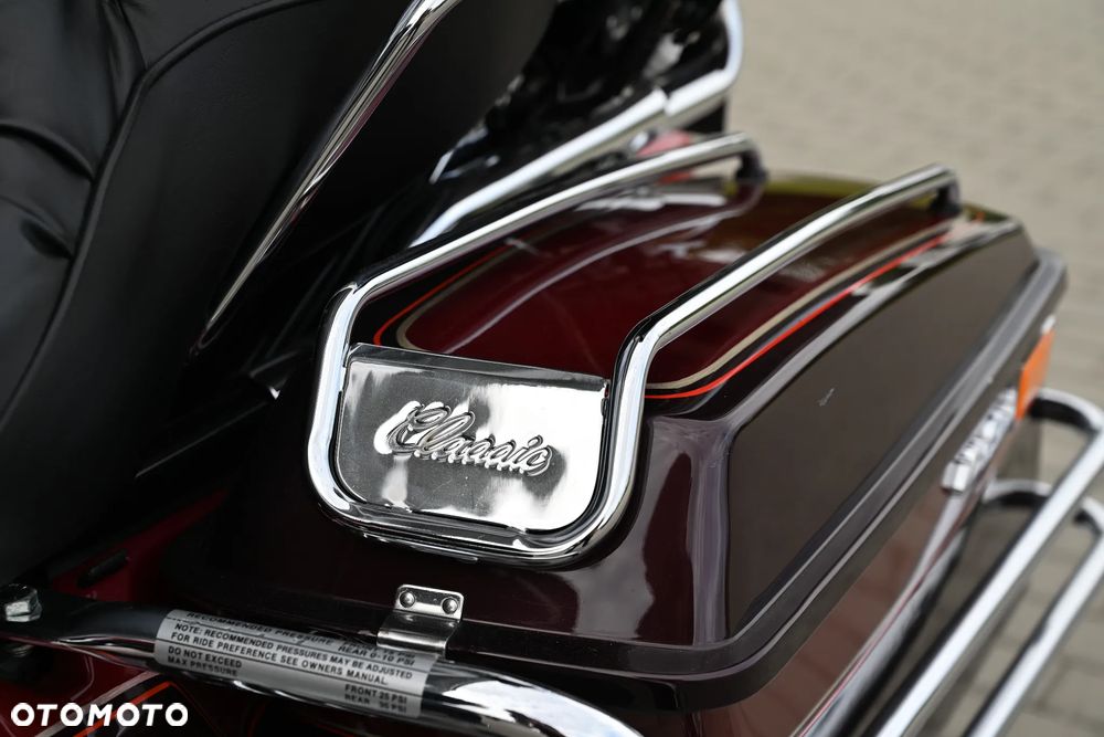 Harley-Davidson FLHTCU Ultra - 35