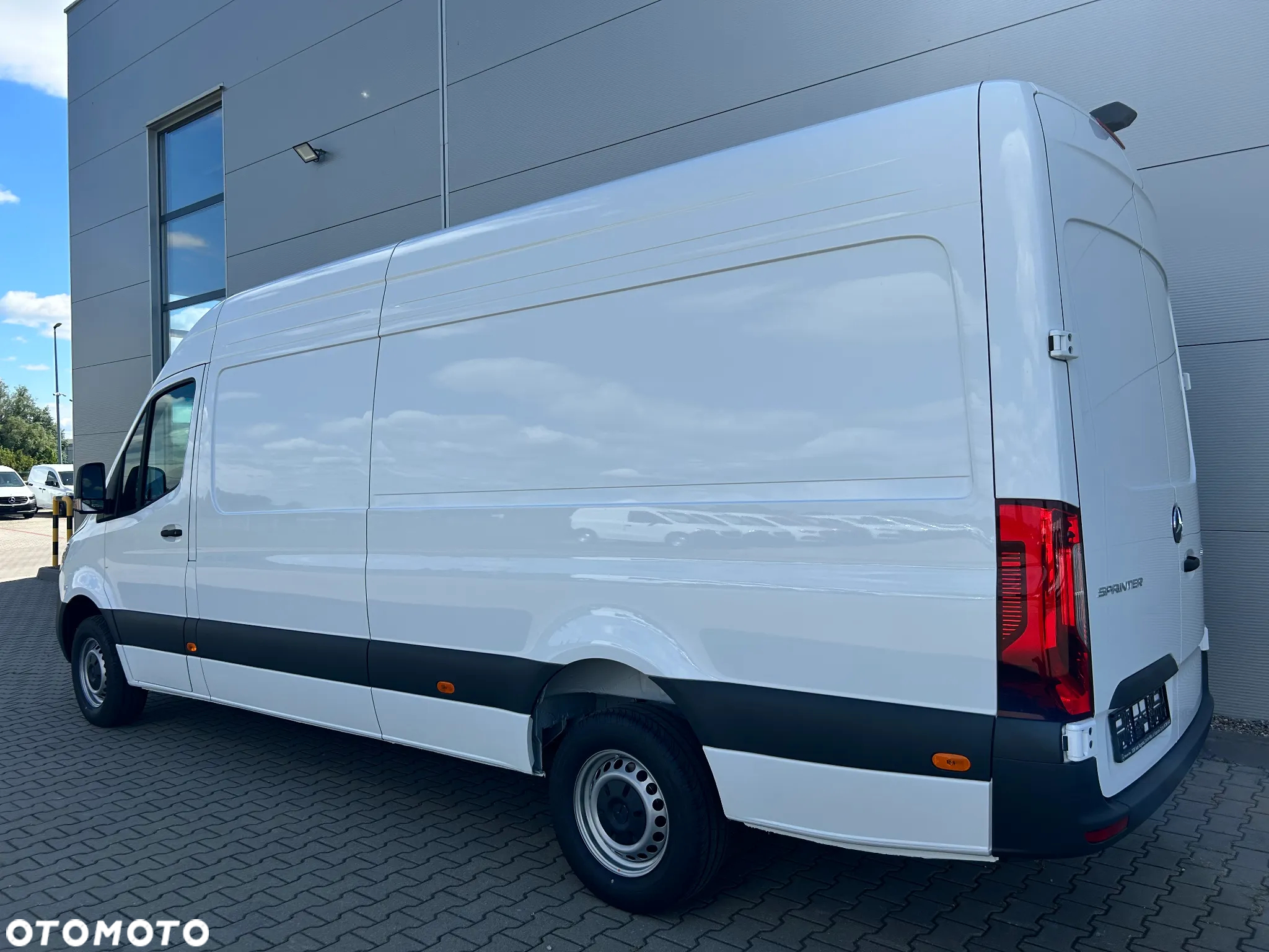 Mercedes-Benz SPRINTER 317 CDI FURGON DŁUGI - 3