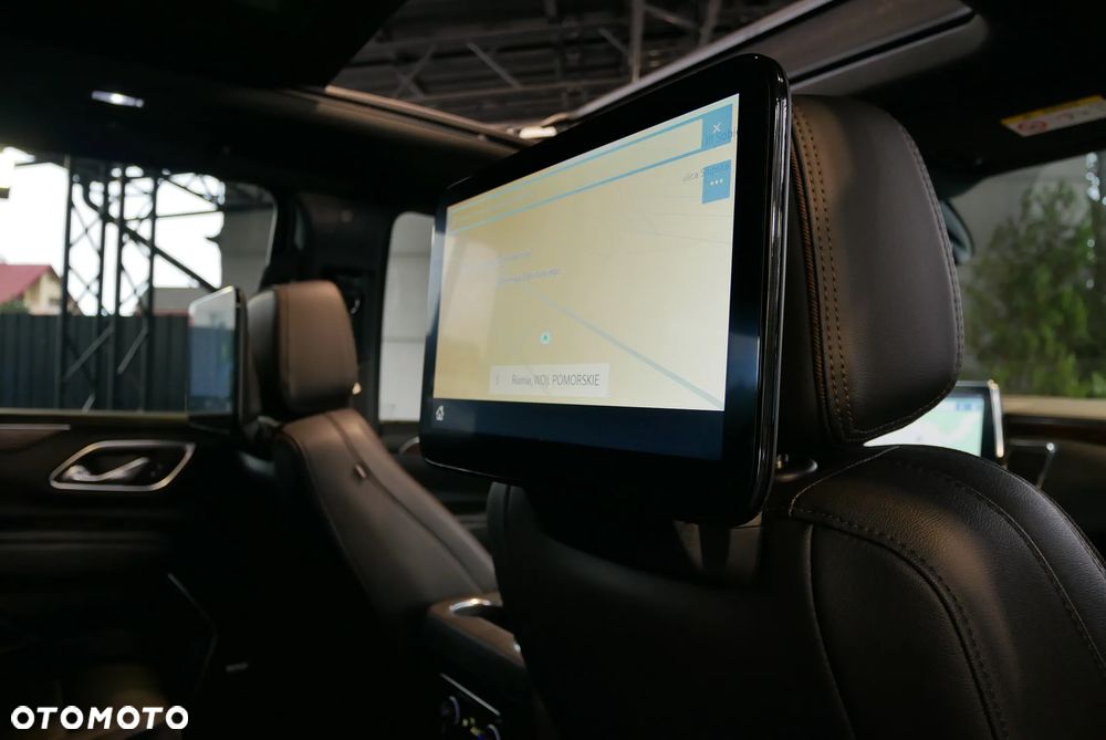 Chevrolet Suburban - 25