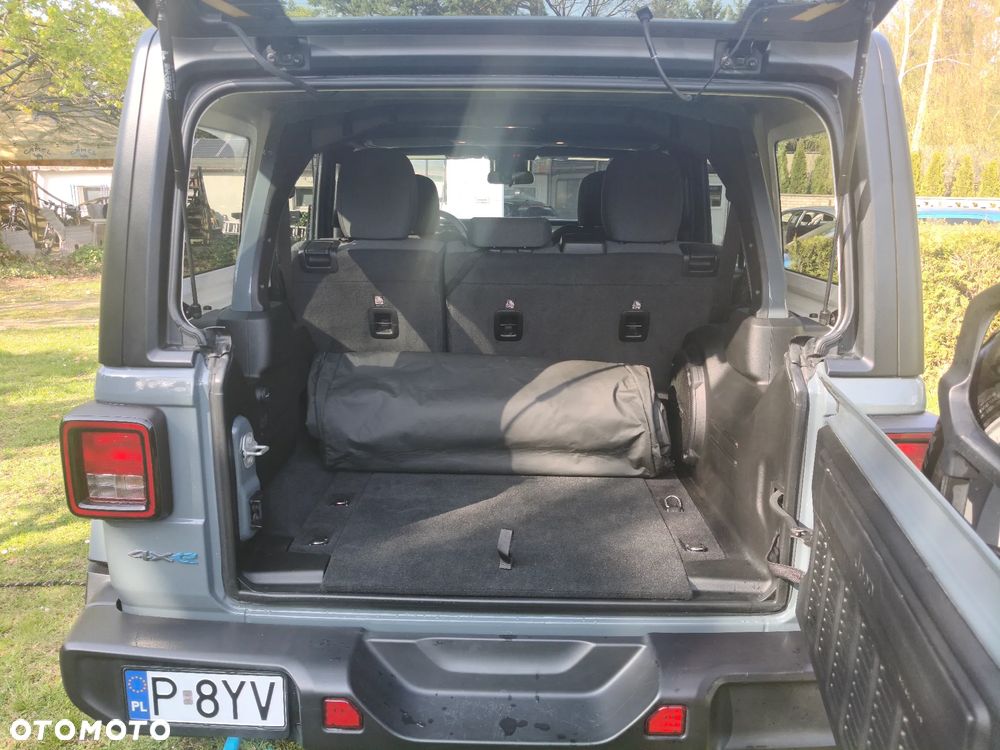 Jeep Wrangler Unlimited GME 2.0 Turbo Sahara - 20