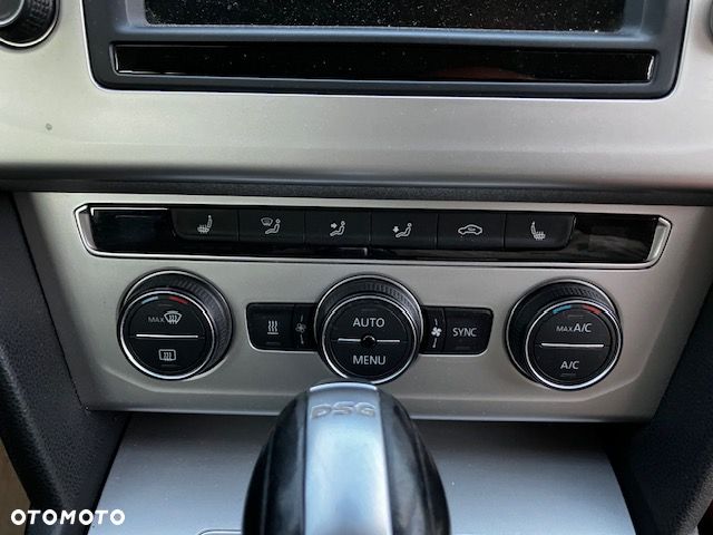 Volkswagen Passat 2.0 TDI BMT Comfortline DSG - 25