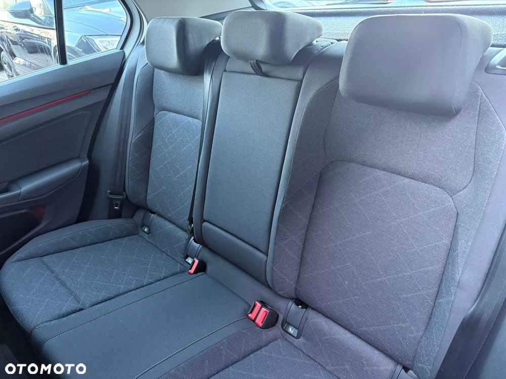 Volkswagen Golf - 13