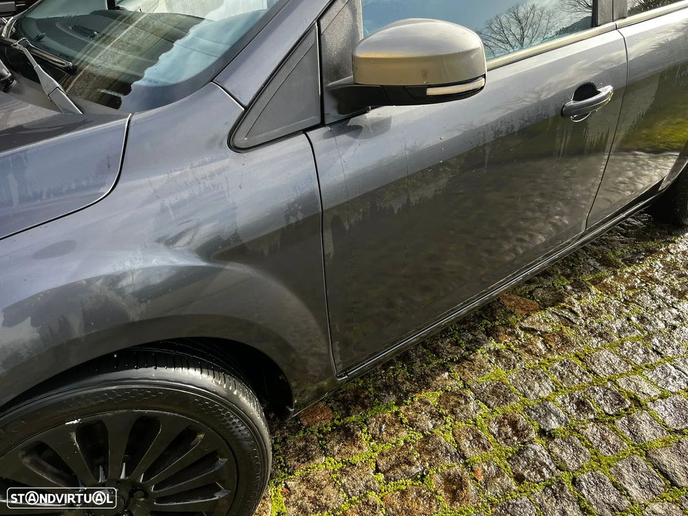 Ford Focus 1.6 TDCi Sport - 4