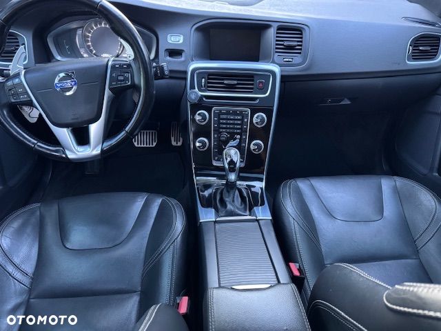 Volvo V60 - 33
