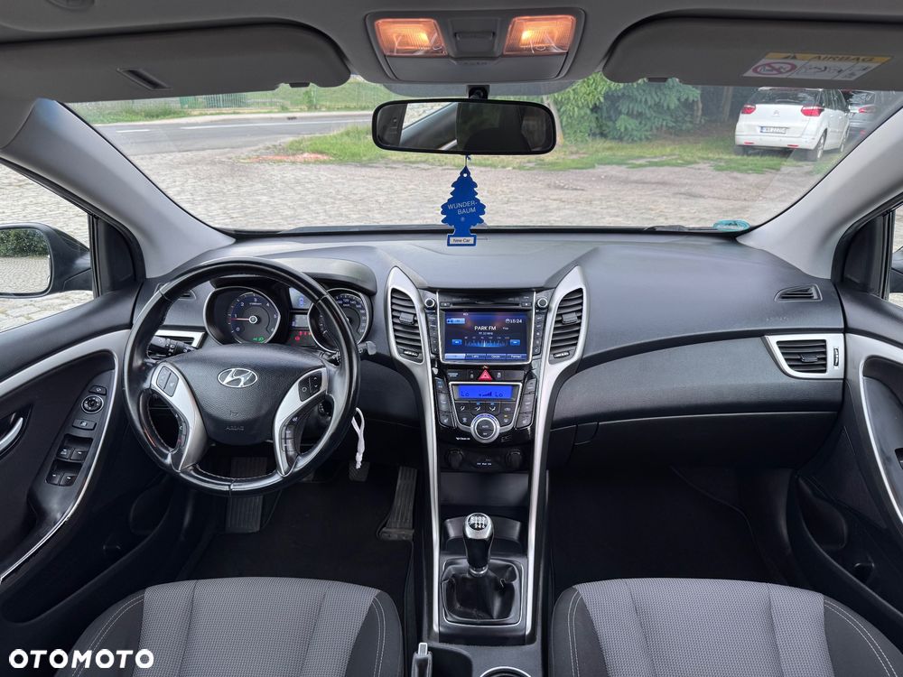 Hyundai i30 i30cw 1.6 CRDi Fifa World Cup Edition - 22