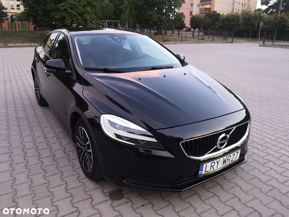 Volvo V40 D2 Momentum - 16