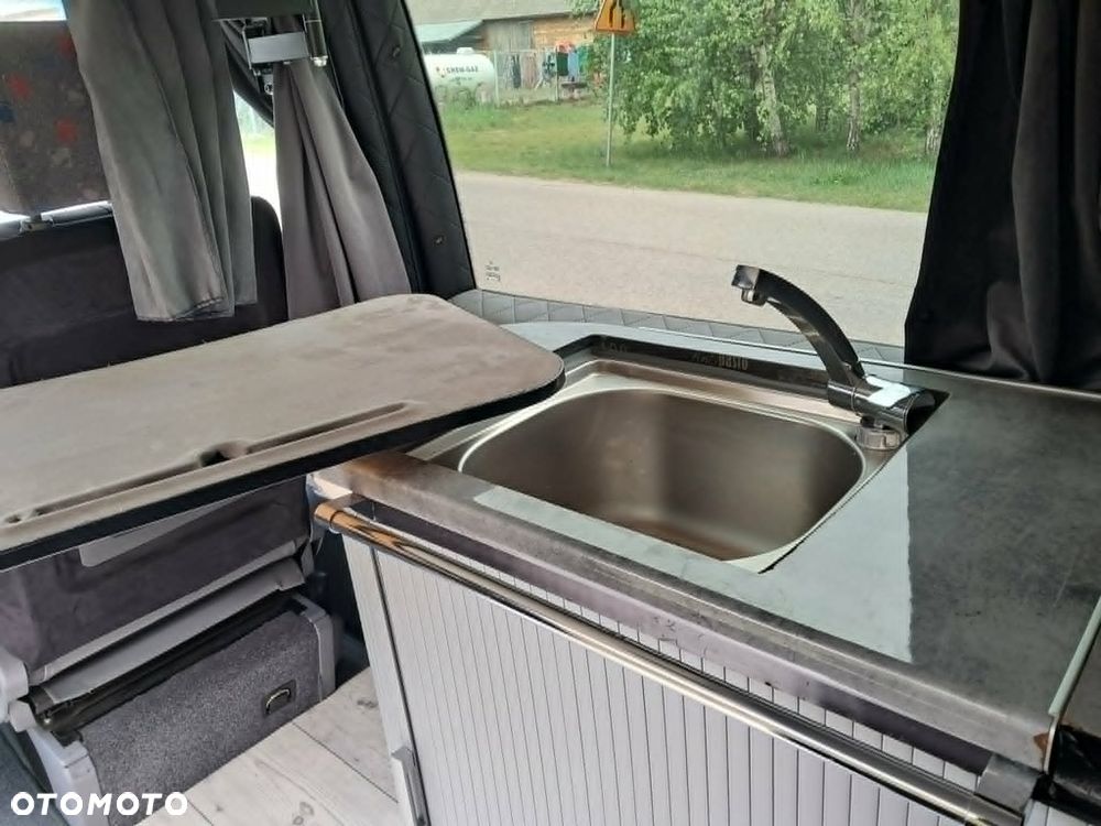Mercedes-Benz Vito - 10