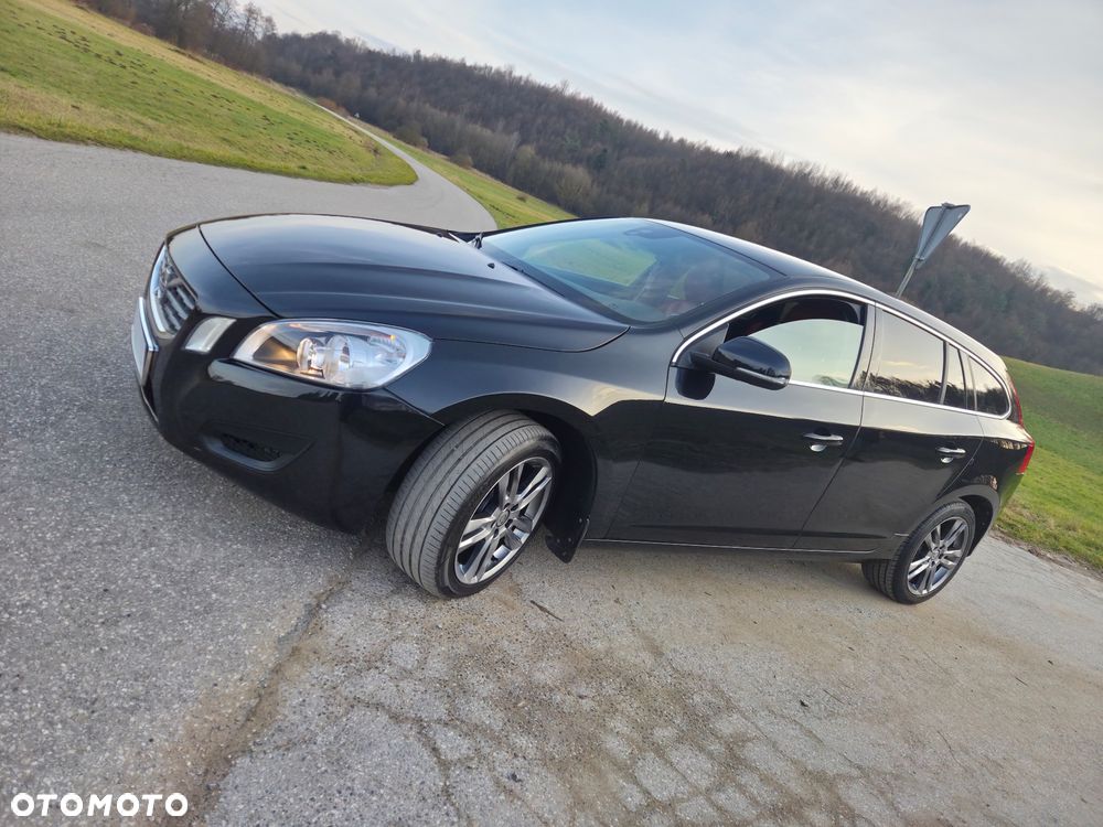 Volvo V60 D3 Geartronic Momentum - 13